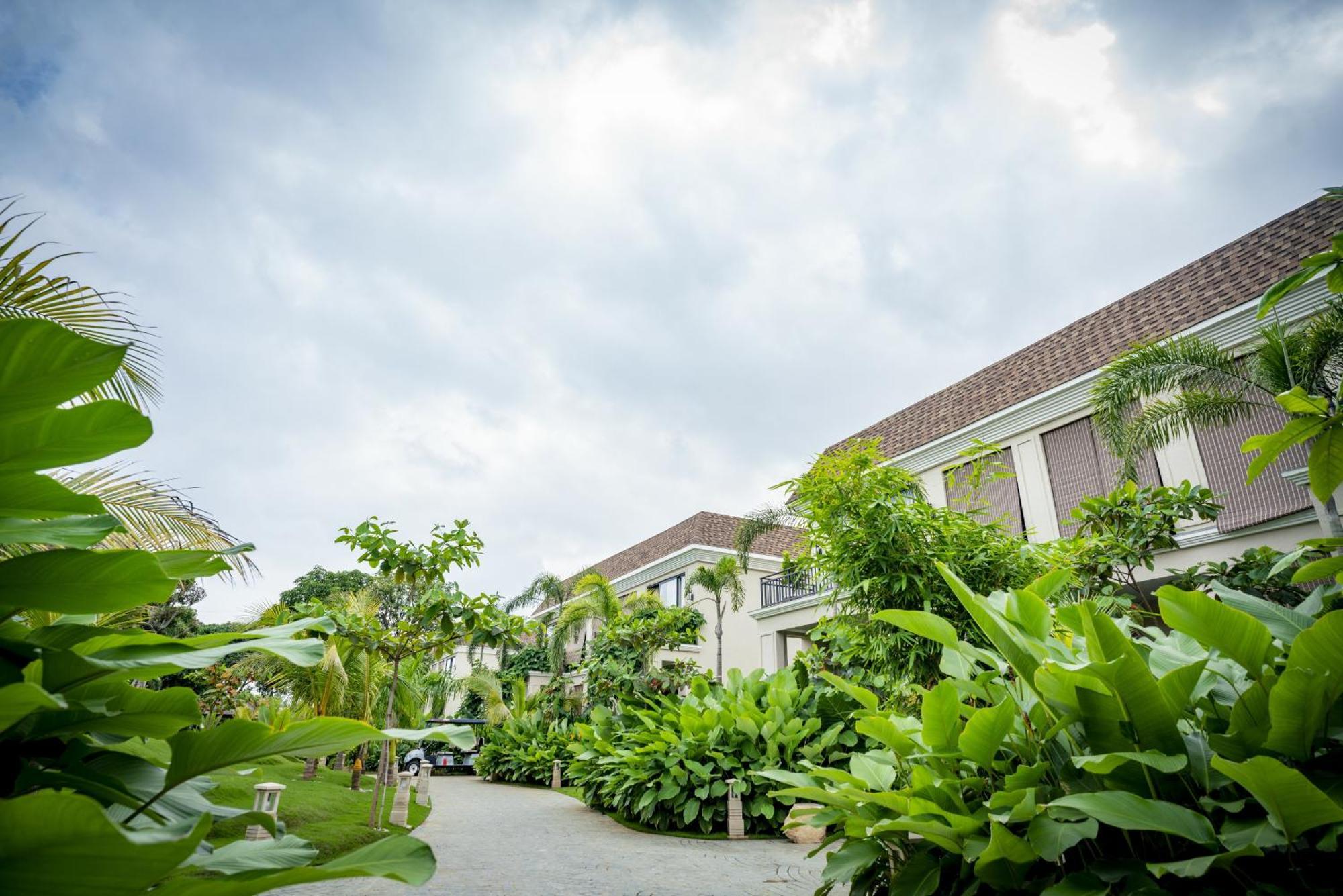 Maira Resort And Convention Centre Rāipur 외부 사진
